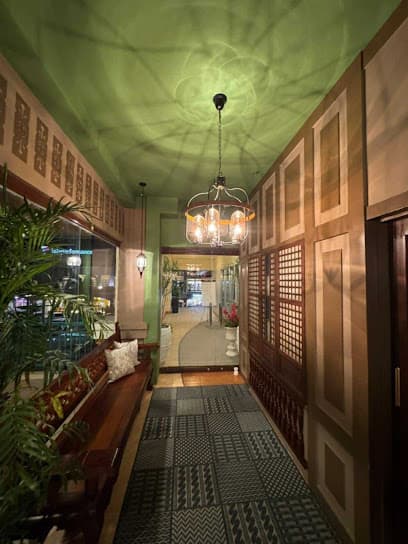 Nuat Thai Santana Grove