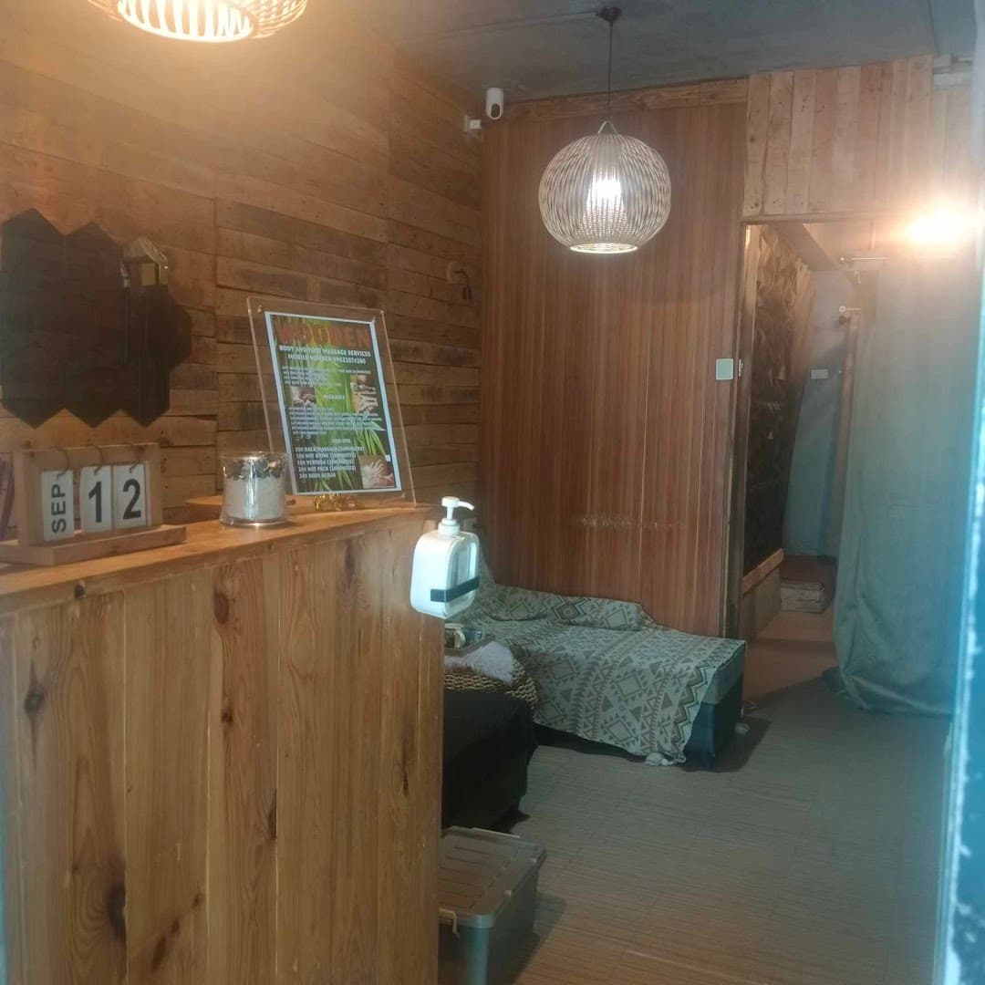 Wooden Massage Spa