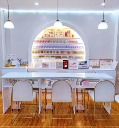Delyn Beauty Lounge