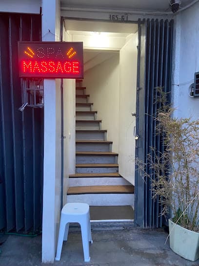 EFICA BODY MASSAGE & SPA