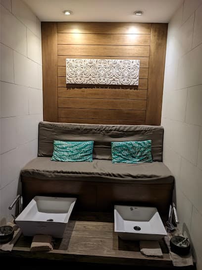 Qi Spa (D. Tuazon)