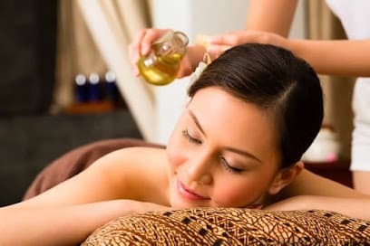 Sakura blossom massage